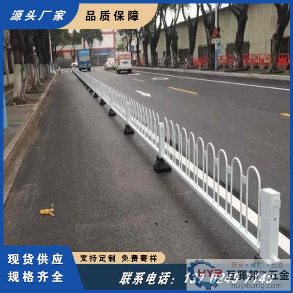 广州万科金域蓝湾街道公路马路人行道护栏镀锌钢管材质表面静电喷 广州万科金域蓝湾街道公路马路人行道护栏镀锌钢管材质表面静电喷