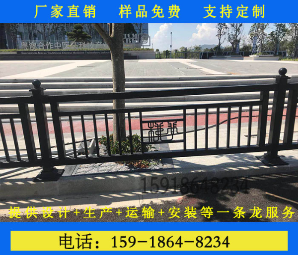 海口市政交通人行道隔离防护锌钢护栏工厂现货 海口市政交通人行道隔离防护锌钢护栏工厂现货